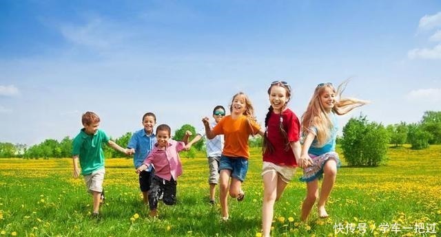 青春期|上初中儿子的房间半夜传出“嗯哼”声,妈妈高情商做法,值得借鉴!