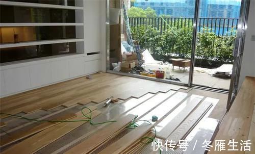防潮棉|越来越多人在瓷砖上直接铺木地板,听师傅介绍,原来好处这么多