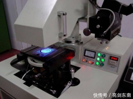 国产|真被张召忠说中了,国产芯另辟蹊径,突破西方封锁只是时间问题