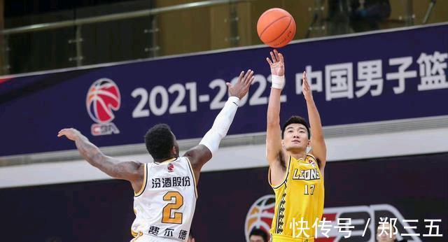 三分|CBA排名大乱!广厦连胜被破,李春江闷声发财,21记三分射穿首钢