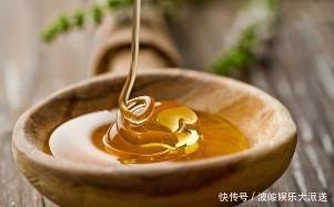 美容养颜|女性不想老太快，推荐4种食物，滋润皮肤、防止皱纹、美容养颜