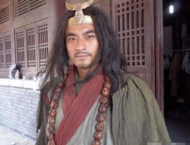 害怕|武松打老虎后当了“都头”,相当于现在多大的官?难怪西门庆害怕