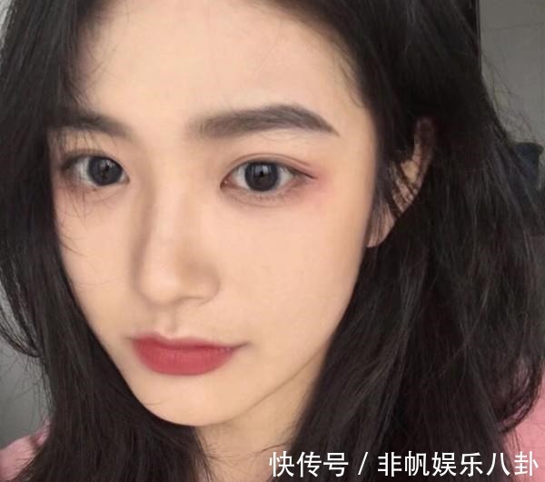 眼妆|美人眼都有哪几种杏仁眼无辜，丹凤眼魅惑，月牙眼看起来好温柔！
