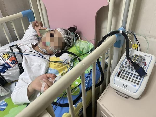 睡眠呼吸暂停综合征|睡得久=睡得好?记者探访儿童睡眠监测室:有孩子睡10个小时,呼吸暂停43次