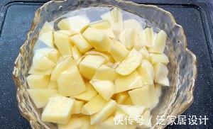 红烧土豆吃腻了,送您可乐土豆,做法简单,美味下饭,吃不够