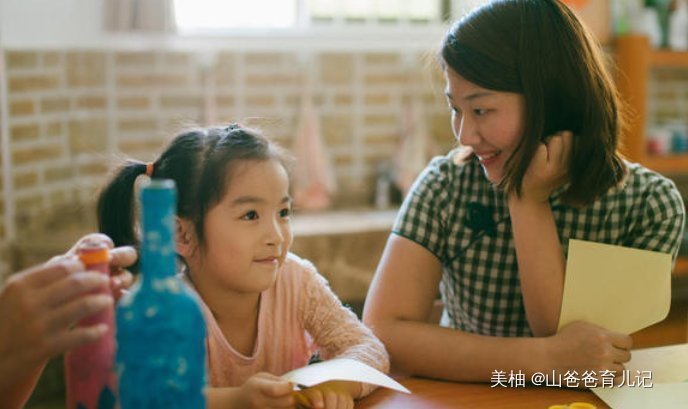 燕儿|孩子突然不愿意去幼儿园,在嘴里嘀咕“一个人”,家长蹲守后怒了