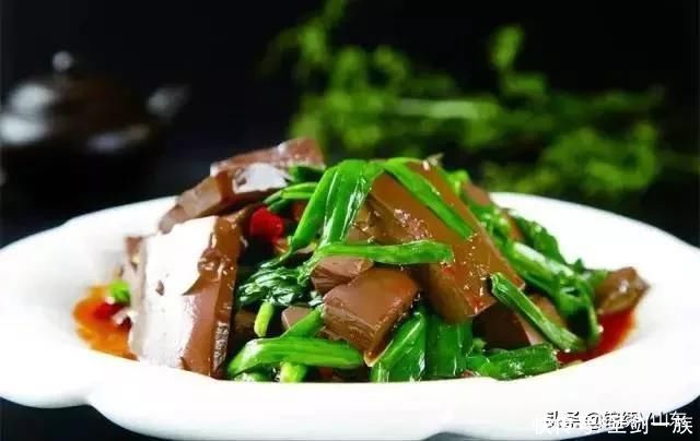 春天喜欢的27道家常菜，天天吃不腻很下饭，家人放开胃一直吃！