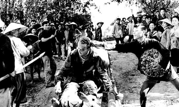 羞辱|罕见老照片:被越南人俘虏的美国士兵,图5被羞辱场景不忍直视