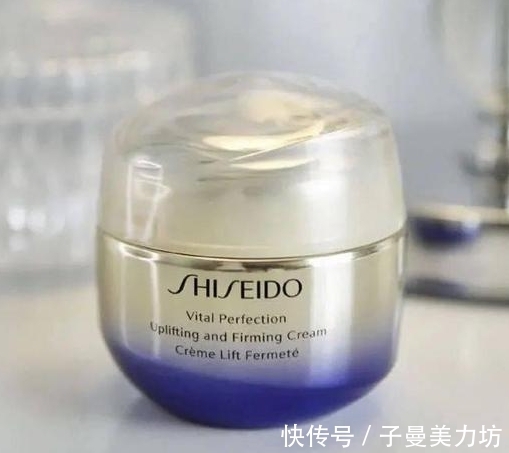 富勒烯|公认好用的5款护肤品,抗皱保湿效果好,轻松养出年轻水嫩肌肤