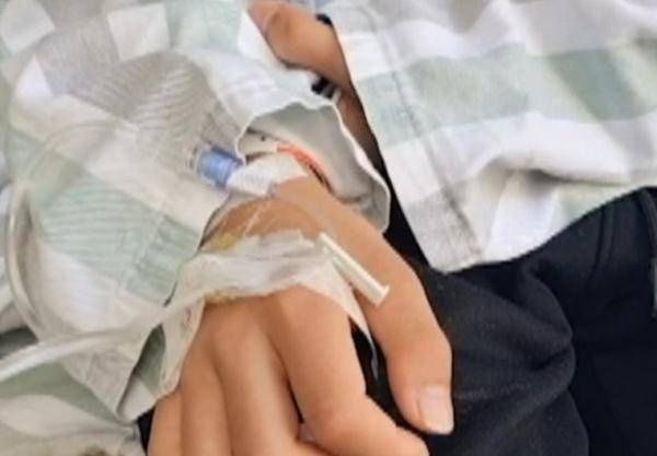 君君|12岁男孩患罕见病无法吞咽,爸爸哥哥有一个愿望