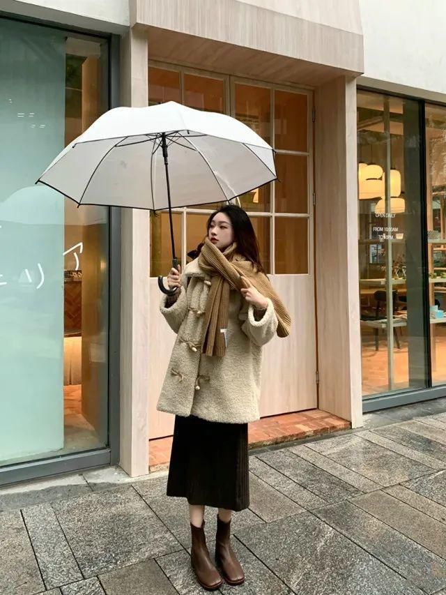  实至名归|吊打大衣、羽绒服的外套来了，时髦又保暖，实至名归的“衣王”！