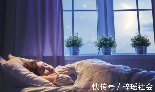 生病|三岁前,要培养娃“不吃二饭、不睡三觉”的习惯,以后才能少生病