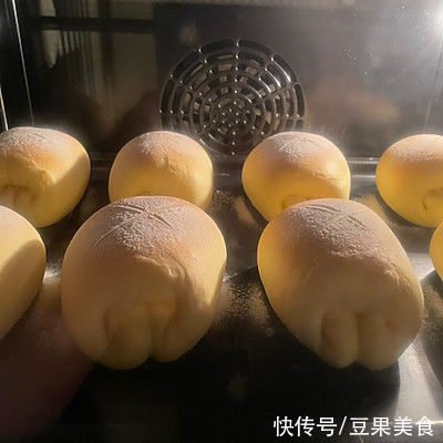 2g鸡蛋|可爱到爆的牛奶面包卷