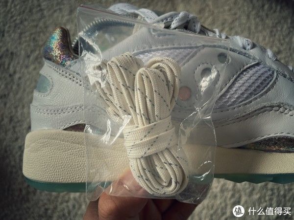 鞋盒 Sneaker 篇一百三十七：Saucony Shadow 6000 30周年“Pearl”