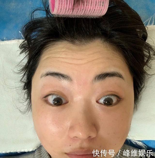 按摩 护肤的时候,多加几个小动作,皮肤会更加紧致,在家也能做美容!