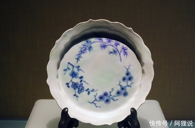 梅花凌寒|一幅《岁寒三友图》里,可以出现下列哪种植物?蚂蚁庄园今日答案