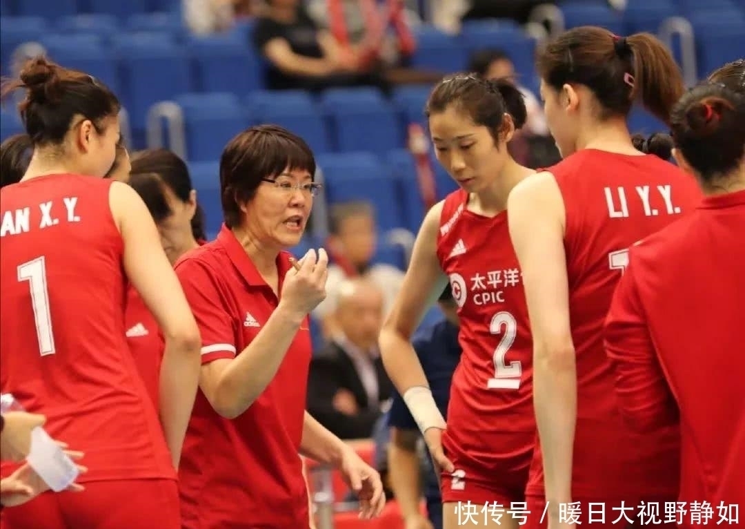 女排|失误15次直接负效率!女排黑马成球队拖油瓶,郎平不要再给机会了
