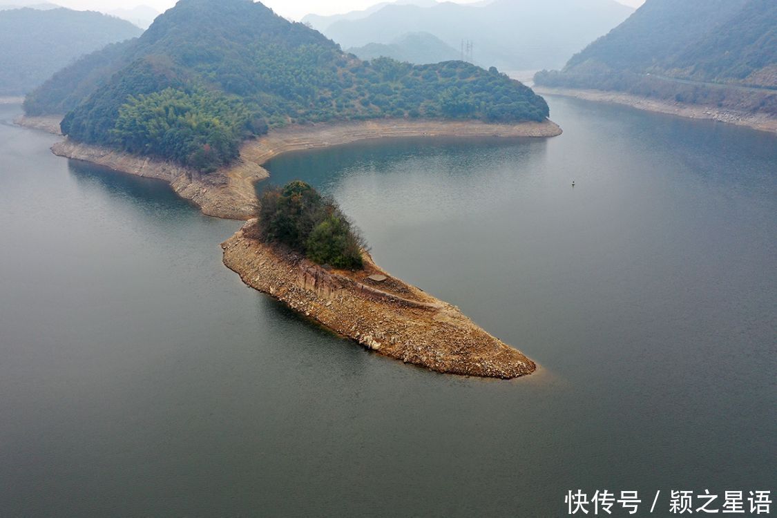 小岛将被淹没，枯水期的绝版风光，五十年一遇