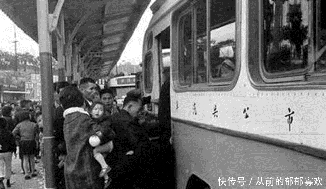 汤臣公司|地产大亨汤君年:爱上负债女星,不顾父母反对,婚礼布置万朵玫瑰