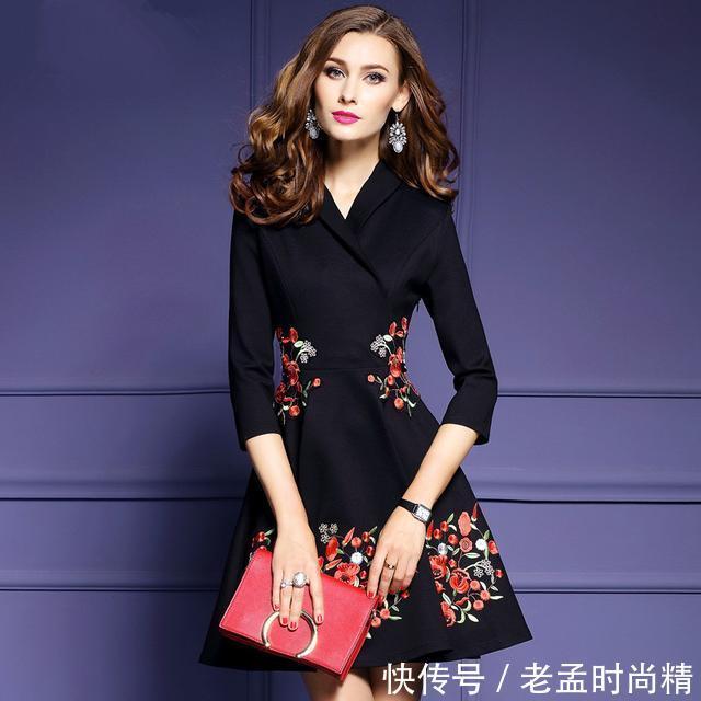 圆领|优雅职业裙,演绎职场风云任翱翔