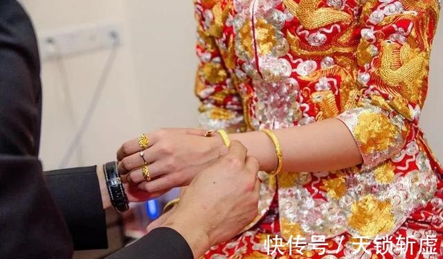 贵金属$佩戴黄金首饰的四个禁忌,四个清洁方法,你一定得知道!