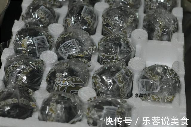 今年火爆的''好事发生''月饼,你也试试吧,月饼艳丽,只需一招