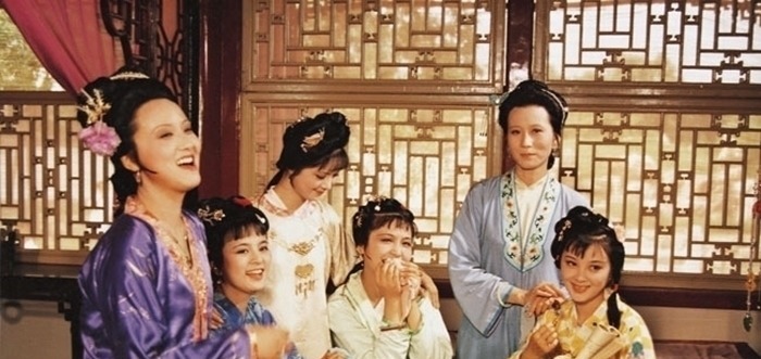 宁国府#红楼梦:贾府东西两府为何叫宁国府和荣国府?曹雪芹别有深意