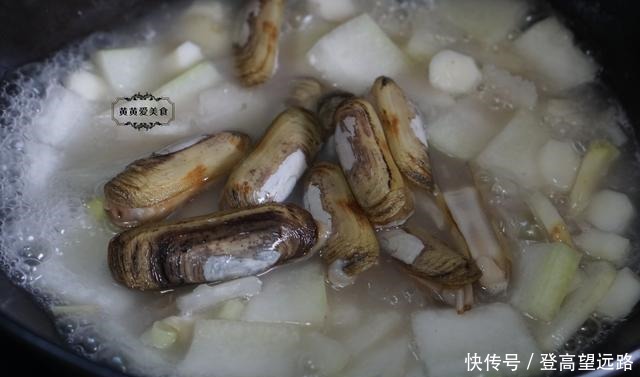 入秋后，给父母多煲这个汤，补气养胃精神好，增强免疫力