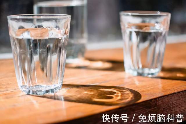 心脏病|冠心病患者，夏季饮食警惕这五点，避免病情加重，才能更健康长寿