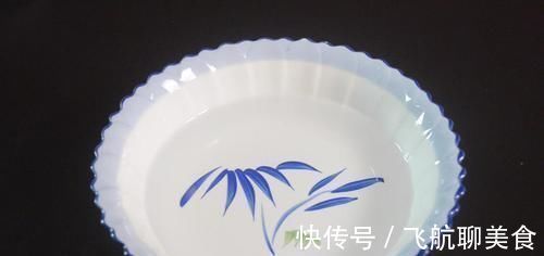 小窍门|红枣别再只用水洗,教你1分钟把红枣清洗干净,抓紧告知身边的人