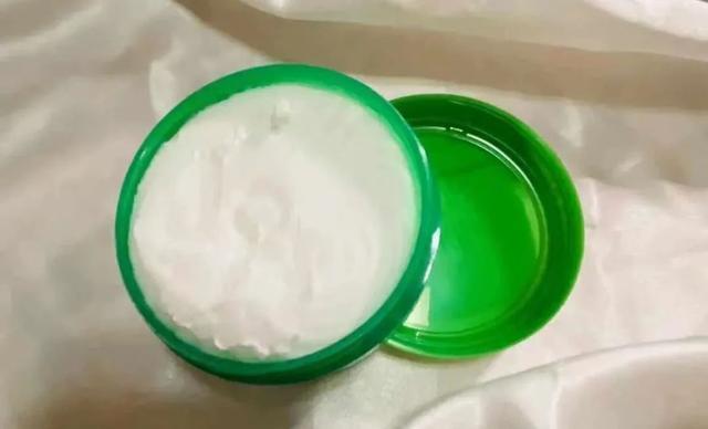 100块钱能买到精华!护肤品也可以这么便宜,我心动了