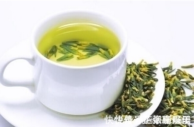 泡水|晚上翻来覆去睡不着？不妨用此物泡水喝，告别失眠，安稳一整晚！