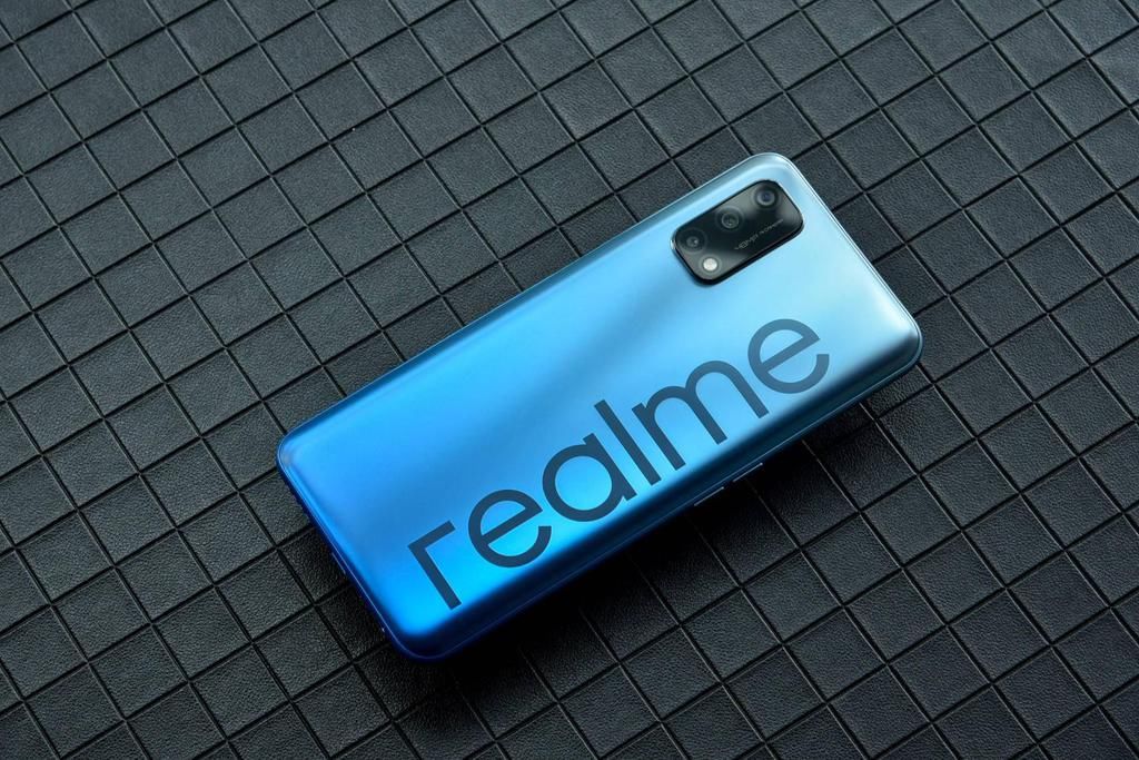 电池|realme火力全开，120Hz+大电池跌至999元，还买啥红米？