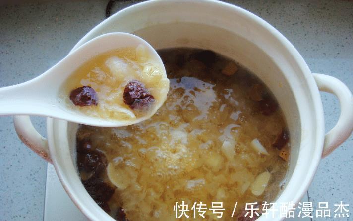 胶质|三伏天里，骨汤靠边站，多做这道甜汤，好喝不腻，常喝气色好