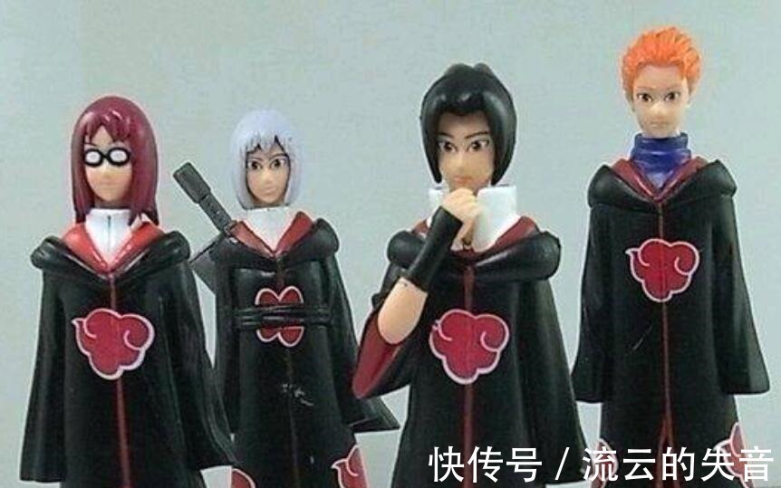 斑爷|小伙10万元买一组《火影》手办,却“毁掉”自己的青春