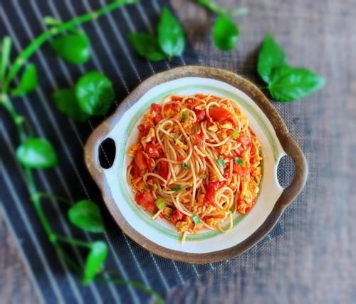  减脂期也可以吃的面条，酸甜浓郁，香气扑鼻