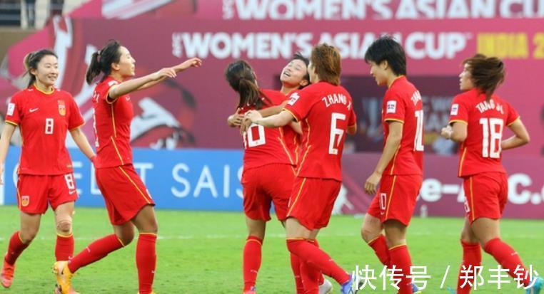 中国队|水指导换人绝了!多位媒体人赞叹神奇换人,呼吁记住中国女足19号