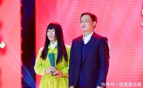 写诗|仅初中学历的工厂打工妹,工作时坚持写诗,获奖后却拒绝加入作协