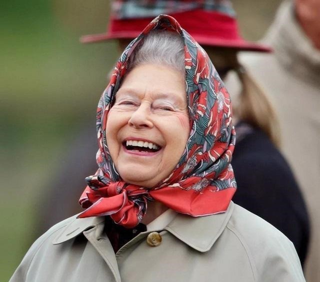 乔治|英国乔治三世为妻儿买下白金汉宫,一生一世一双人,生15个子女