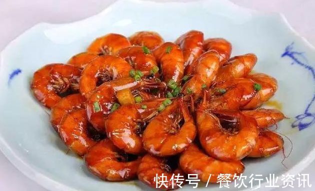 几道家常菜，色香味俱全，吃一口就非常满足