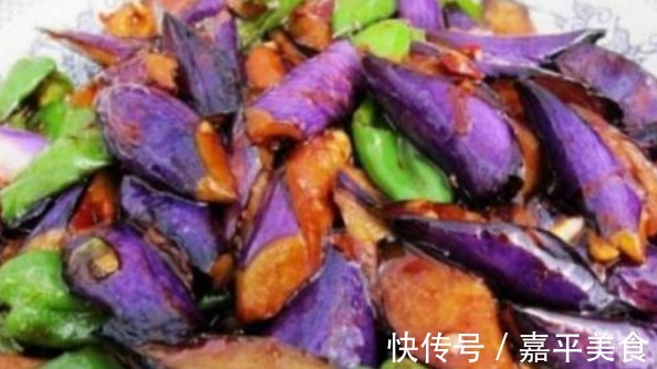 茄子|炒茄子时，先倒油是大错，又硬又没味，还油腻，学会“多做一步”