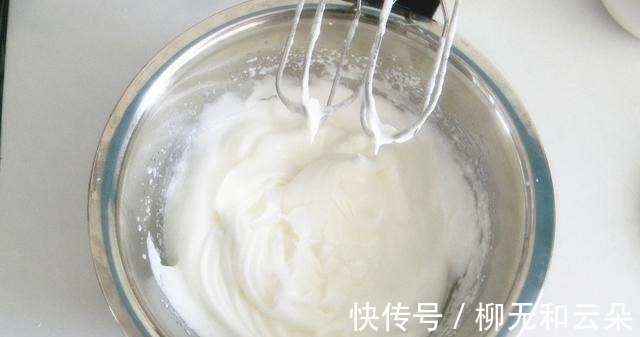 珍藏了几年的方子贡献出来，超级好吃的烫面法戚风蛋糕的做法！