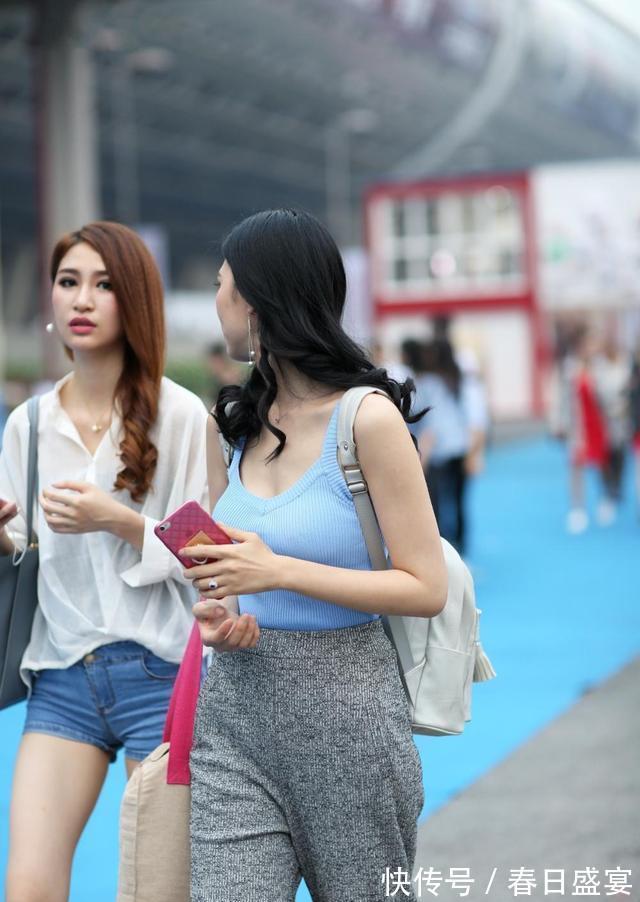 面料|清凉优雅的搭配,吊带衫配阔腿裤,清爽有气质,很难让人不爱