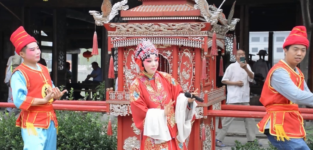 汴京|汴绣、汴京灯笼张、旗袍……市民考察团这次去了哪儿?