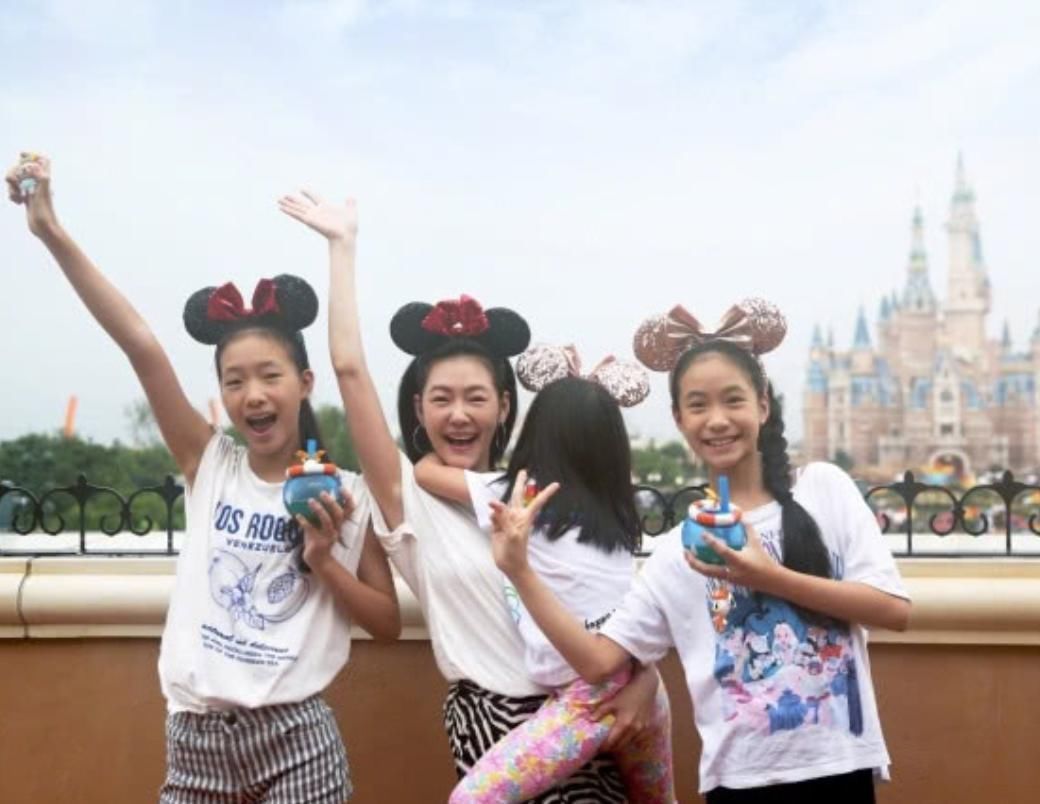 请回答1988|'难道我是二女儿，就不配吃到鸡腿吗？'父母的偏心到底有多伤人