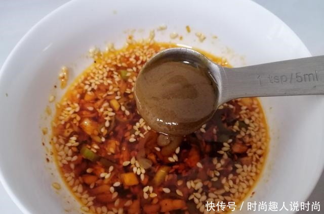 喜欢|冬天就喜欢这早餐,不和面不揉面,五分钟出锅,每次都得吃2碗