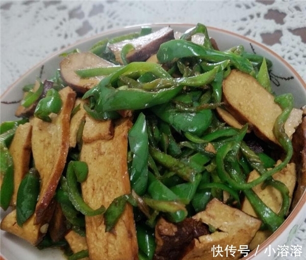 去二姑家吃饭,饭菜一扫而空,觉得她可以出去开家常菜馆了