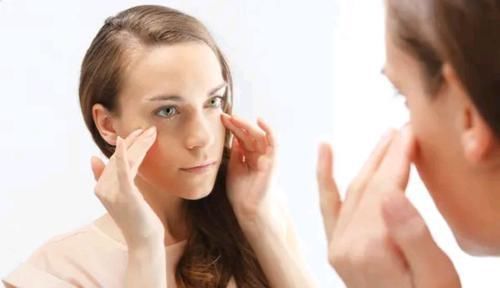 女性|女性开始衰老时,一般有“1松1痛2大”,假如没有,恭喜还算年轻