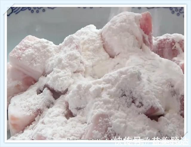 五花肉别红烧了,不用油不加水,不熬糖色,出锅吃得连汤汁都不剩