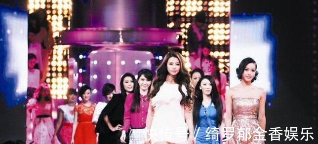 收“垃圾”小伙上非诚勿扰,话没说完灯全灭,孟非说说收啥垃圾